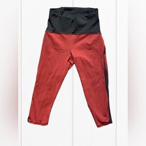 Lululemon Women's Dark Red  Cropped Leggings Size 2